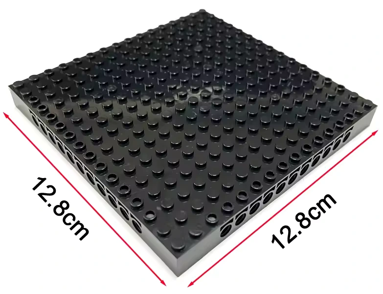 Plaque de base avec sa grille de 16 x 16 picots